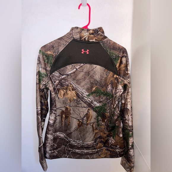 Under Armor Fitted Women’s Small Pull Over Jacket - Picture 2 of 3